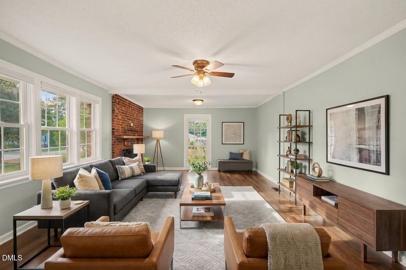 211 Burton Ave, Dunn, NC 28334
