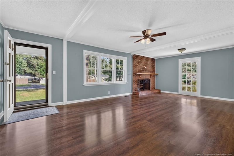 211 Burton Ave, Dunn, NC 28334