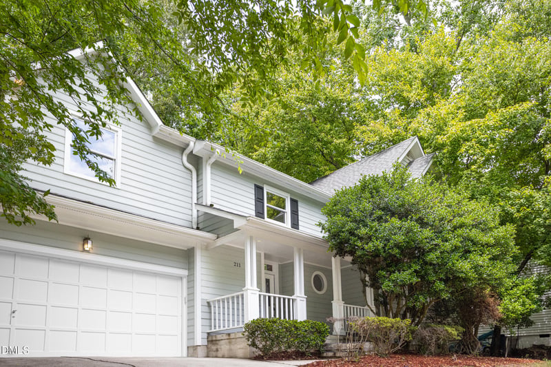 211 Oxford Hills Dr, Chapel Hill, NC 27514