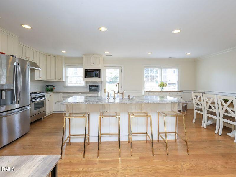 211 Westridge Dr, Raleigh, NC 27609