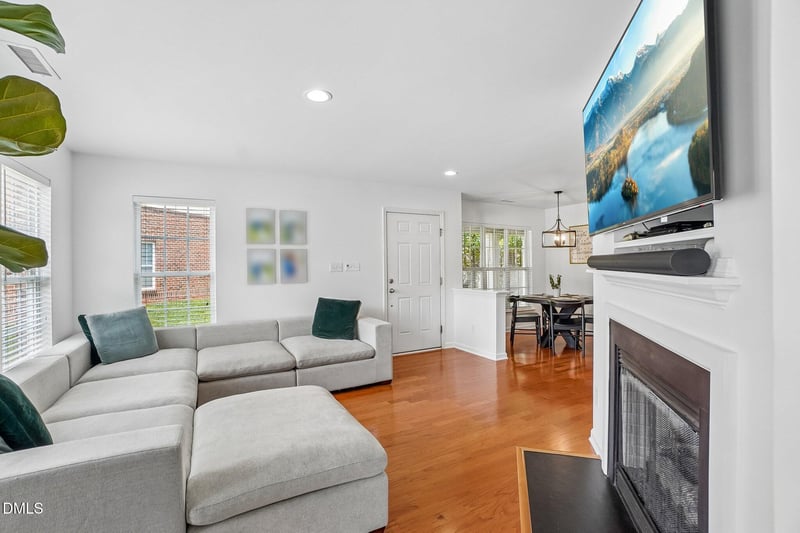 2112 Kedvale Ave, Raleigh, NC 27617