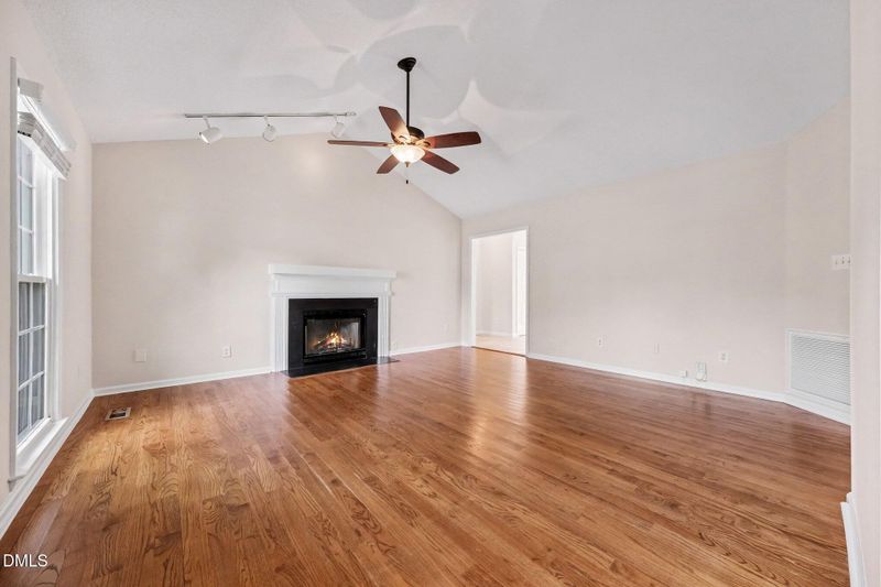 2113 Havering Pl, Raleigh, NC 27604