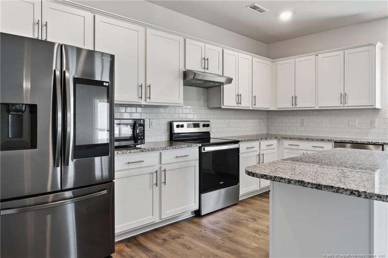 2115 Wild Ridge Dr, Fayetteville, NC 28314