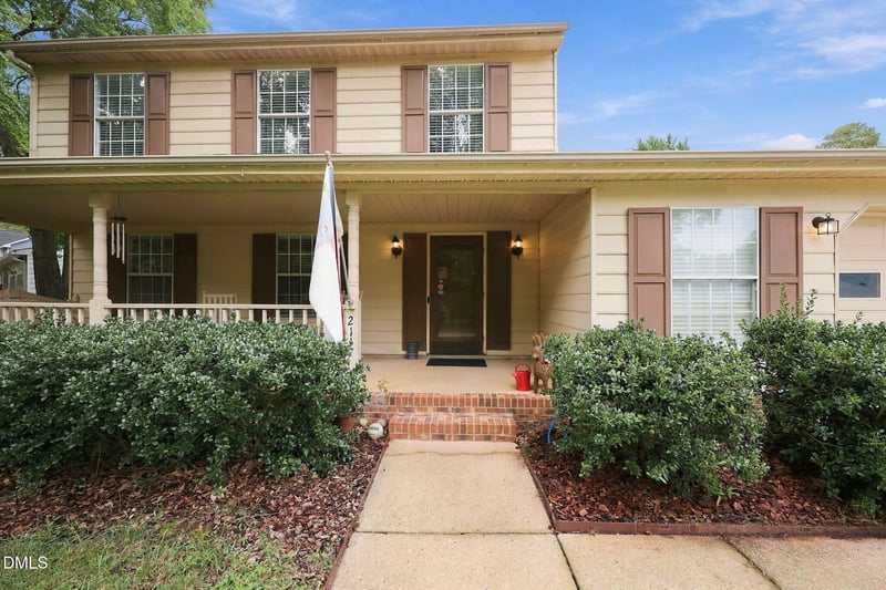 2117 Treverton Pl, Raleigh, NC 27609
