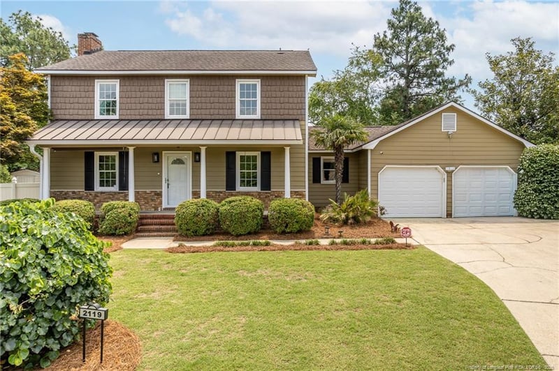 2119 Hollyridge Pl, Fayetteville, NC 28304