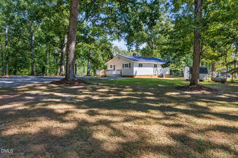 2119 Irvin Cir, Chapel Hill, NC 27514