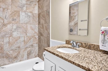 2119 Irvin Cir, Chapel Hill, NC 27514