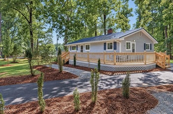 2119 Irvin Cir, Chapel Hill, NC 27514