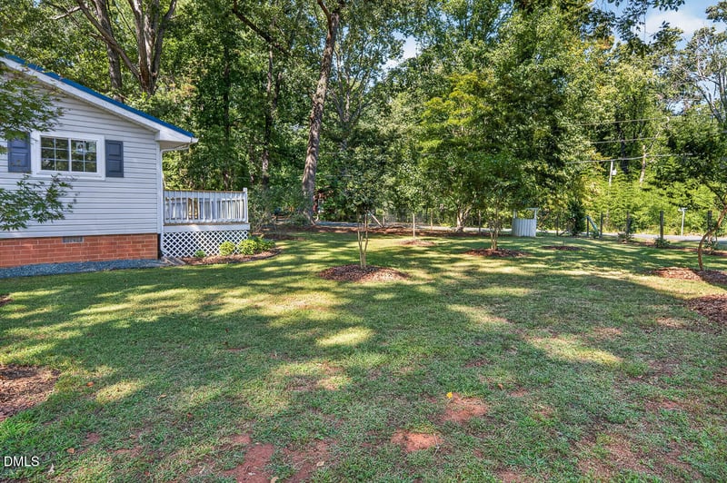 2119 Irvin Cir, Chapel Hill, NC 27514