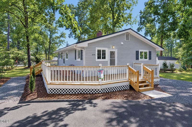 2119 Irvin Cir, Chapel Hill, NC 27514