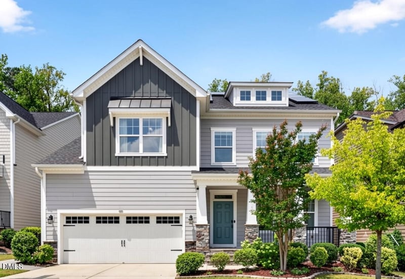 212 Birdsgrove Ct, Cary, NC 27519