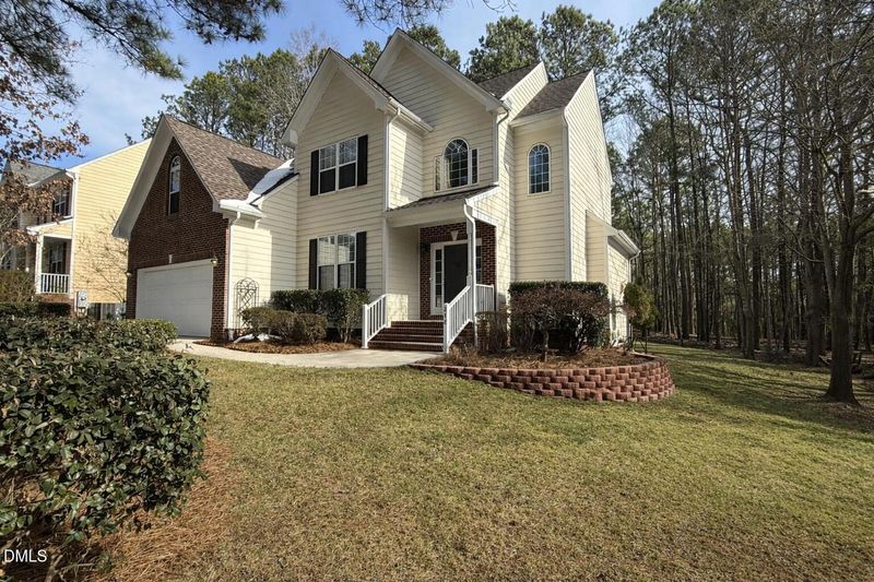 212 Capistrane Dr, Cary, NC 27519