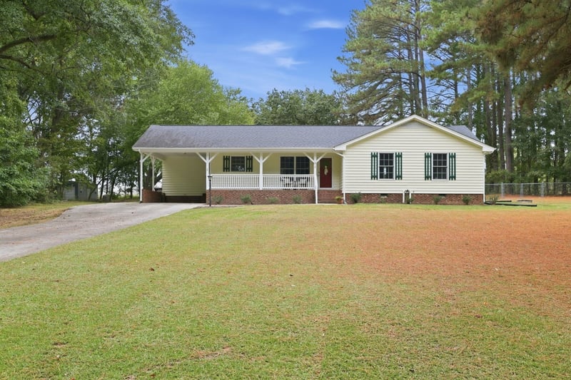 212 Long St, Fuquay Varina, NC 27526
