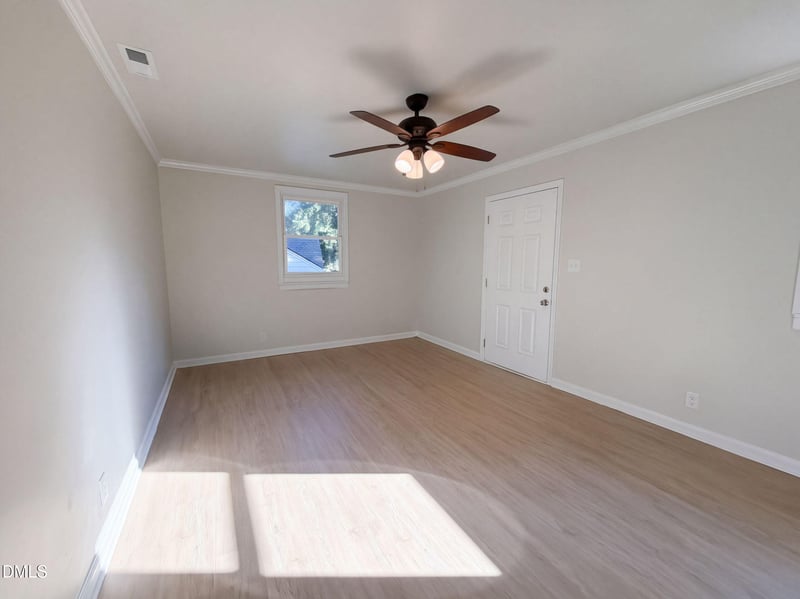 212 Red Oak Ave, Durham, NC 27707