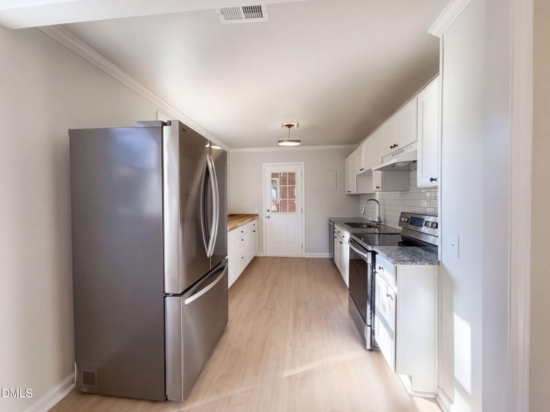 212 Red Oak Ave, Durham, NC 27707