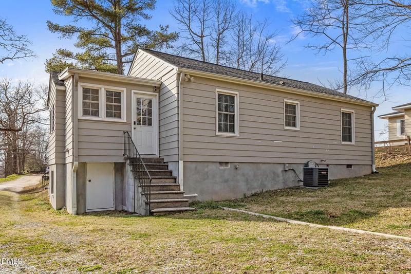 212 Southerland St, Durham, NC 27703