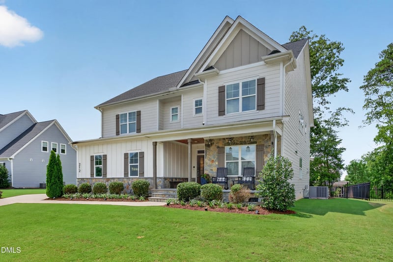 212 Utley Bluffs Dr, Holly Springs, NC 27540