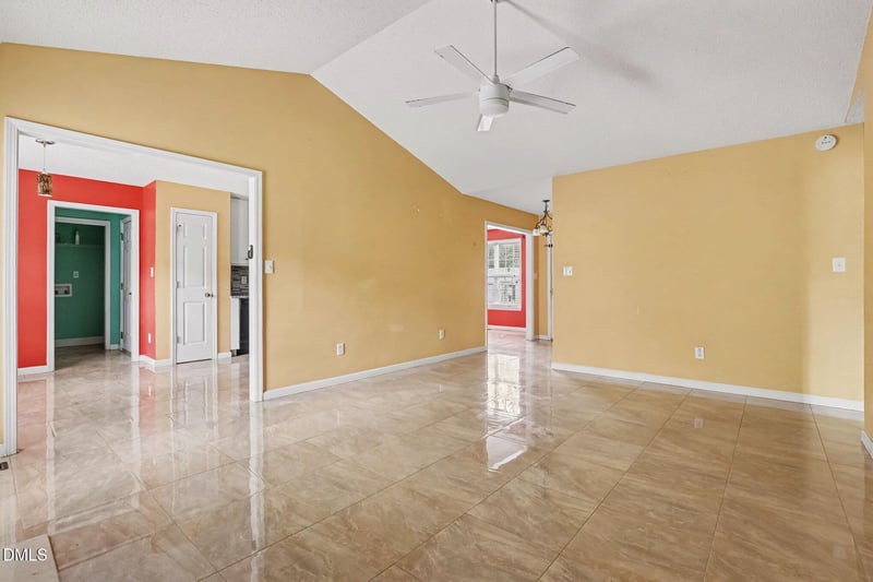 212 Wood Green Dr, Wendell, NC 27591
