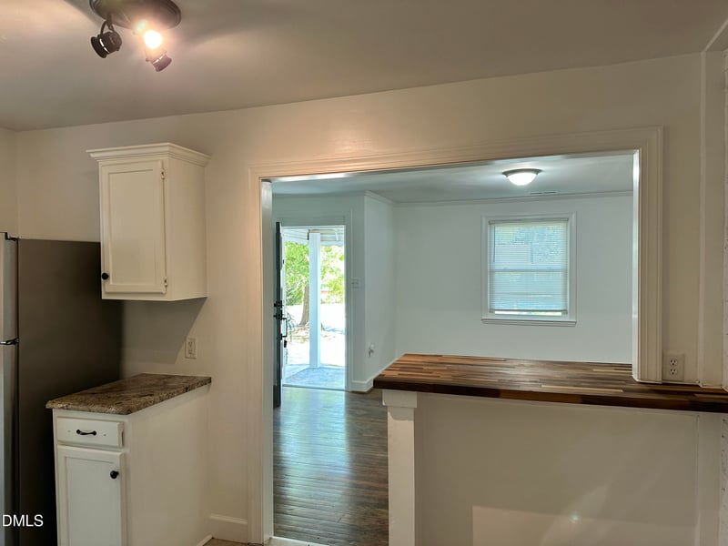 2127 Milburnie Rd, Raleigh, NC 27610