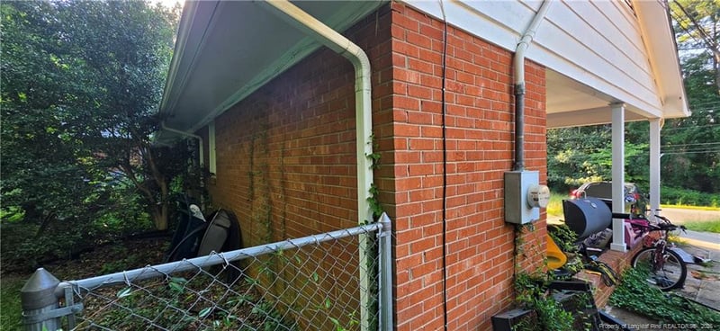213 Andover Rd, Fayetteville, NC 28311