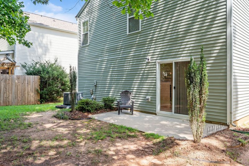 213 Brookhaven Dr, Clayton, NC 27527