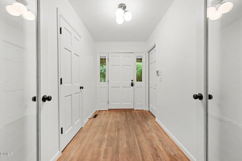 213 Hillsborough St, Chapel Hill, NC 27514