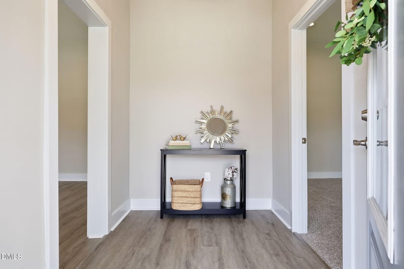 213 W Parrish Dr, Benson, NC 27504