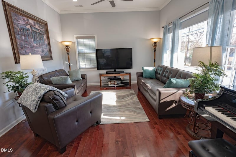 213 E South St, Raleigh, NC 27601