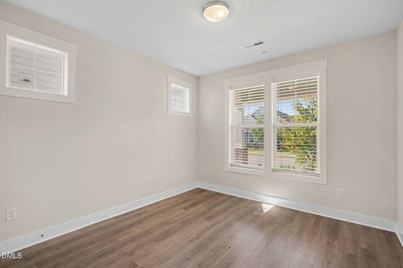 213 Thunder Forest Ln, Wendell, NC 27591
