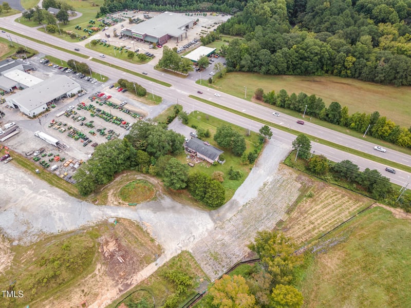 2136 N Main St, Fuquay Varina, NC 27526