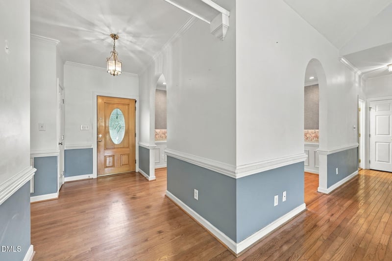 214 Parkridge Dr, Clayton, NC 27527