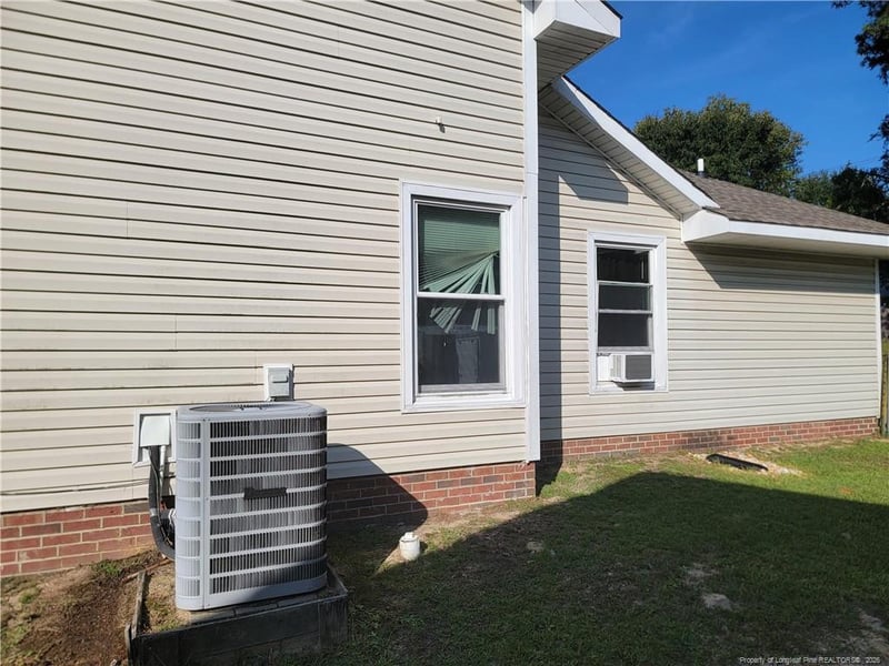 2141 2141 Skyview Dr, Fayetteville, NC 28304