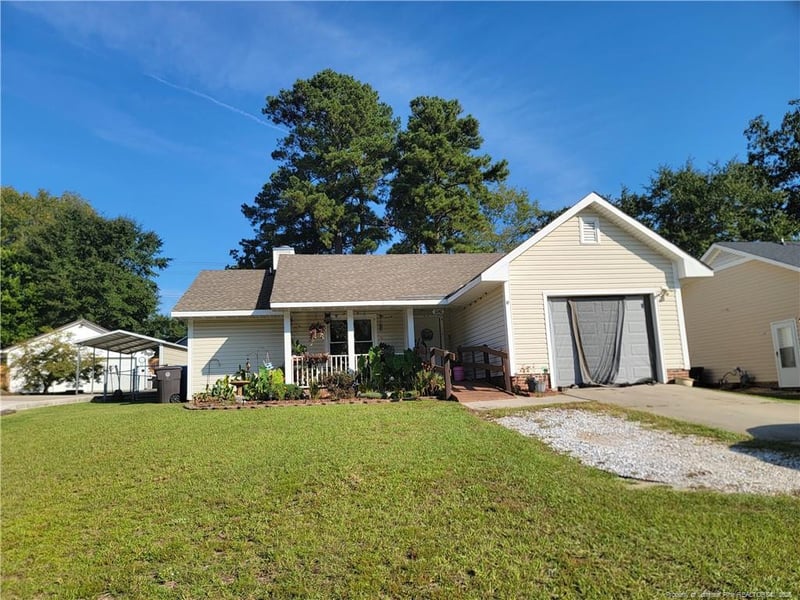 2141 2141 Skyview Dr, Fayetteville, NC 28304