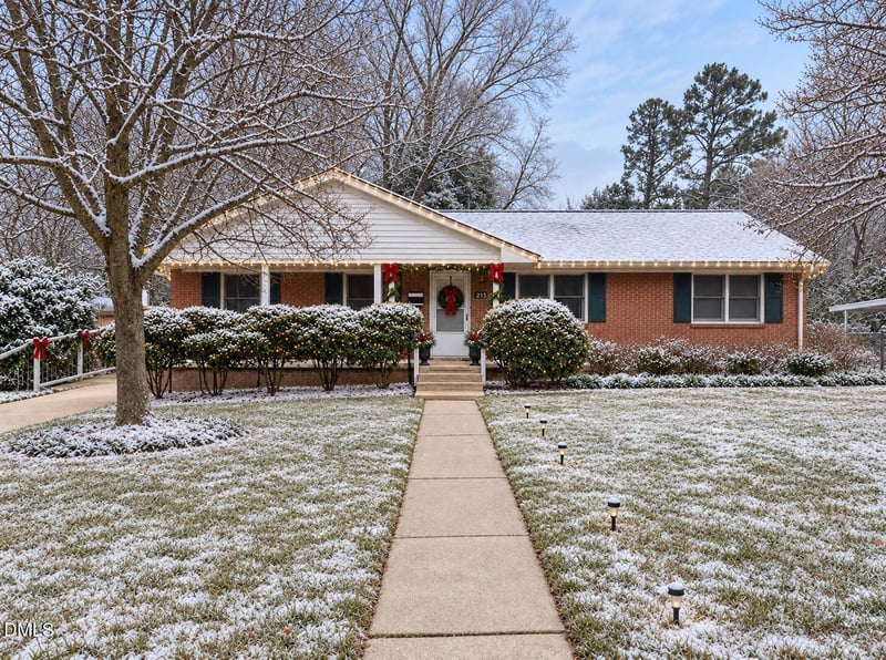215 Bidney Dr, Burlington, NC 27215