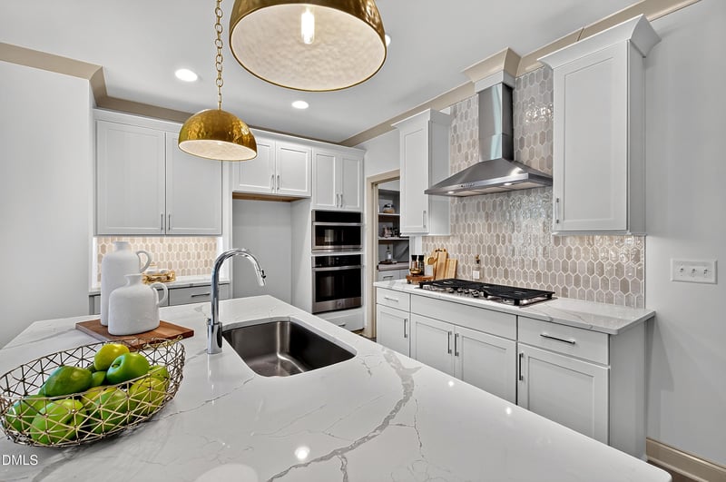 215 Broadleaf Ln, Youngsville, NC 27596