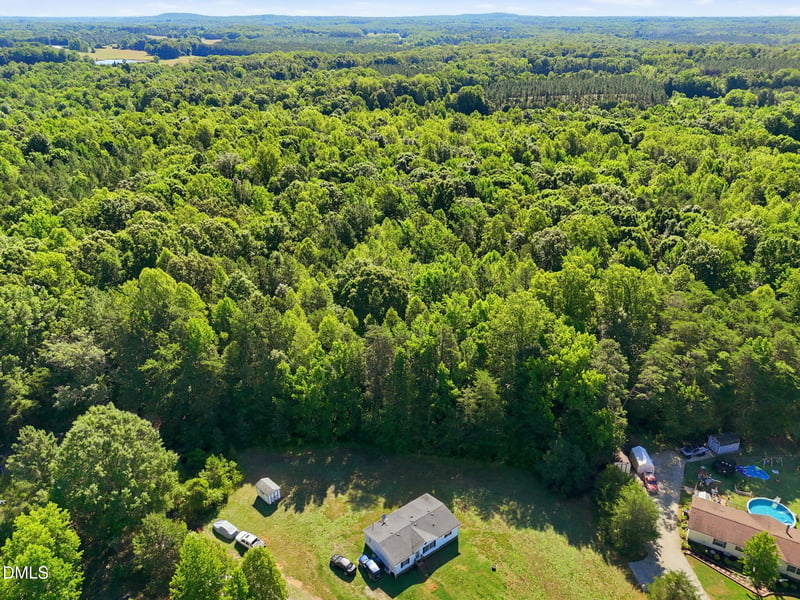 215 Dixon Ln, Roxboro, NC 27574