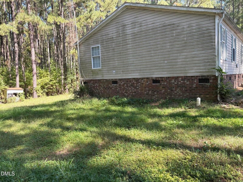 215 Indian Springs Rd, Burlington, NC 27217
