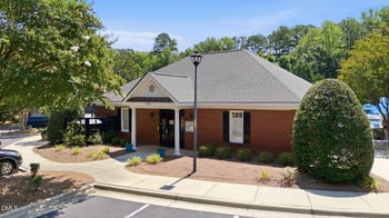 215 Lansbrooke Ln, Apex, NC 27502