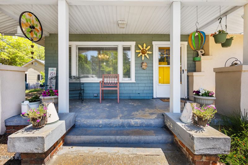 215 S Main St, Wendell, NC 27591