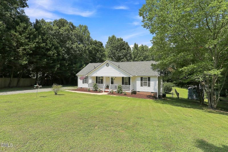 215 Nelson Ct, Clayton, NC 27520
