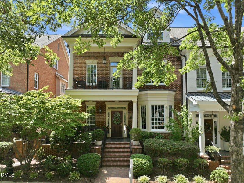 215 Oval Park Pl, Chapel Hill, NC 27517
