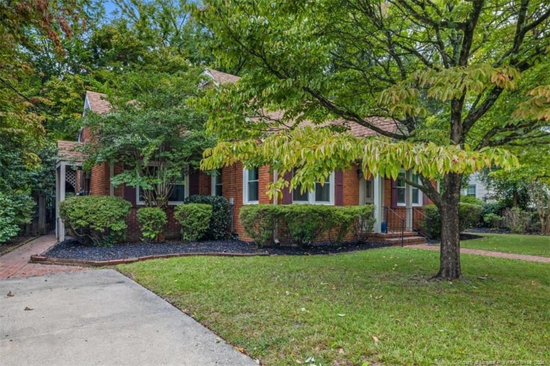 215 N Virginia Dr, Fayetteville, NC 28305