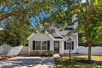 215 Windcap Dr, Apex, NC 27539