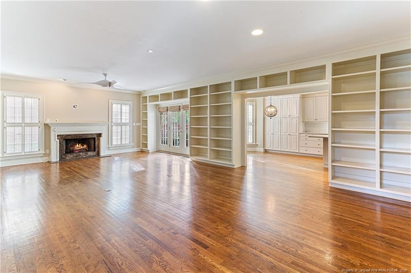 216 A Devane St, Fayetteville, NC 28305