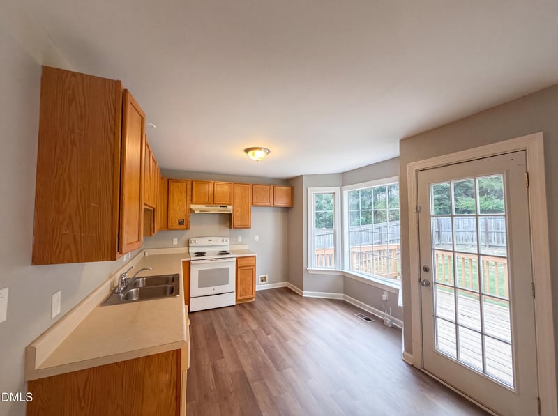 216 Cross Current Ln, Raleigh, NC 27610