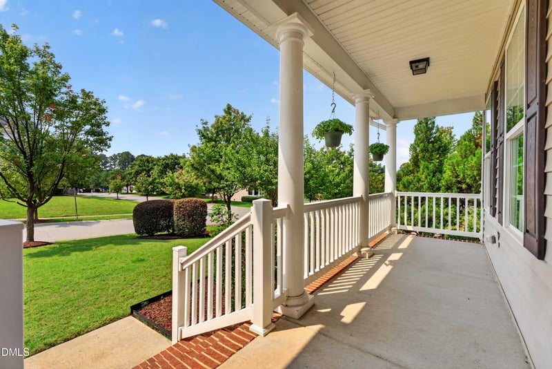 216 Magnolia Meadow Way, Holly Springs, NC 27540