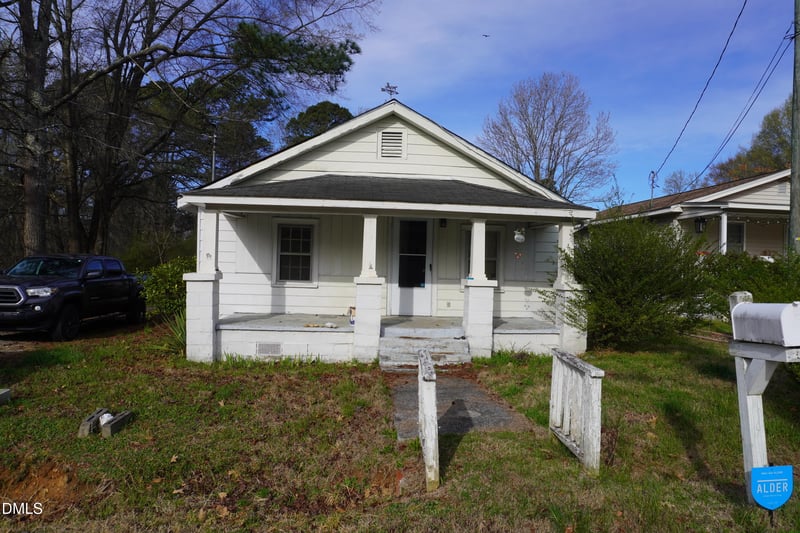 216 Nassau St, Youngsville, NC 27596