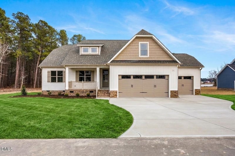 217 Freedom Rdg Dr, Smithfield, NC 27577