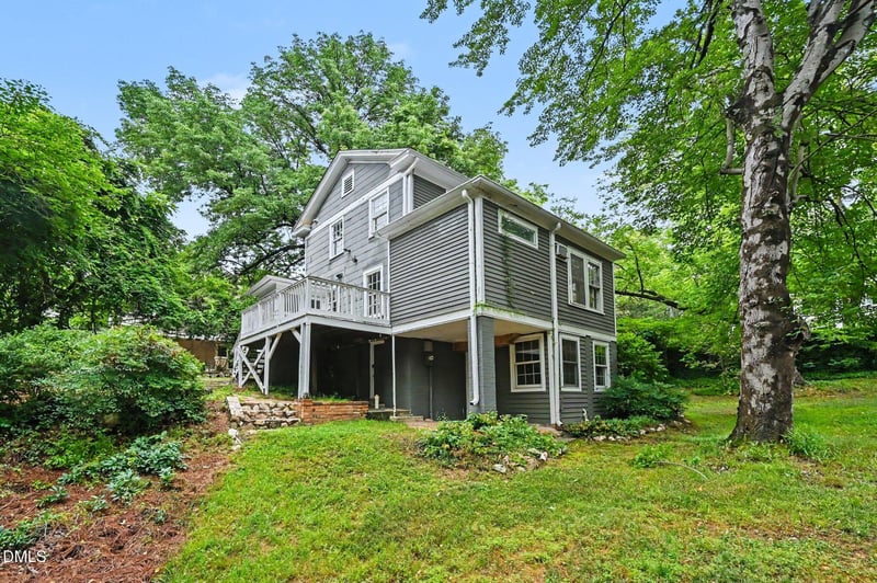 217 Hillsborough St, Chapel Hill, NC 27514