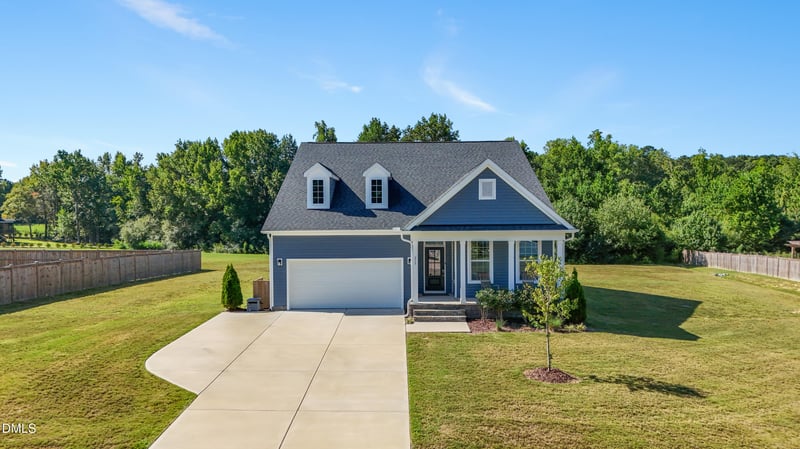 217 Salem Village Dr, Fuquay Varina, NC 27526